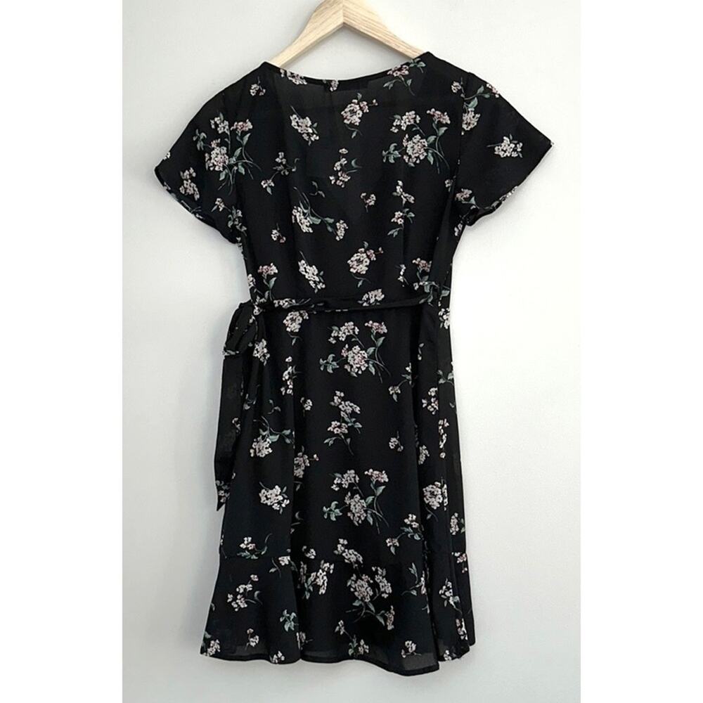 NWT Abercrombie & Fitch Floral Print Wrap Mini Dress Sz XS - Picture 3 of 7